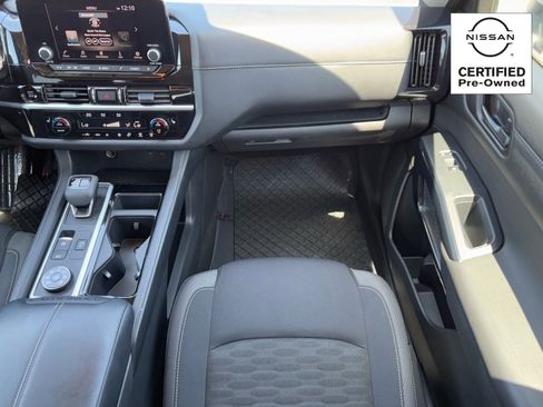 Certified 2025 Nissan Pathfinder SV AWD/4WD image 15