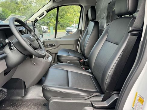 New 2025 Ford Transit 350 Low Roof RWD image 9