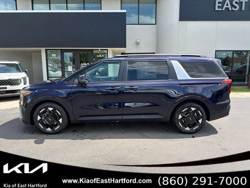 New 2026 Kia Carnival EX FWD image 2