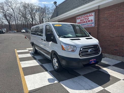 Used 2018 Ford Transit 350 XLT image 1