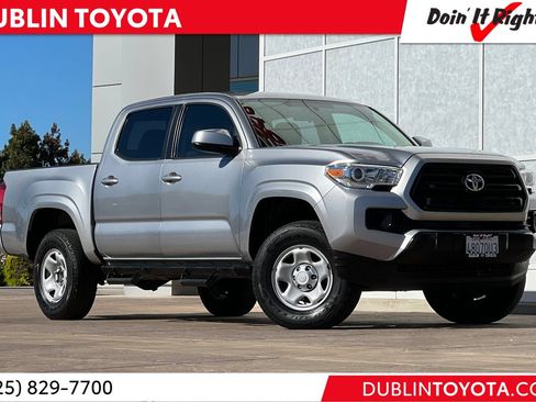 Certified 2017 Toyota Tacoma SR image 1