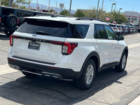 New 2026 Ford Explorer Active w/ Active Comfort Package RWD image 7