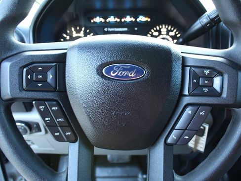 Used 2015 Ford F150 XL w/ Equipment Group 101A Mid RWD image 25