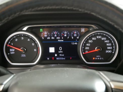 Used 2021 Chevrolet Silverado 1500 High Country w/ Technology Package image 21