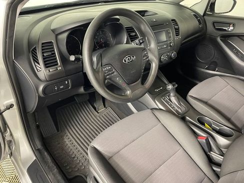 Used 2016 Kia Forte LX w/ LX Popular Plus Package FWD image 3