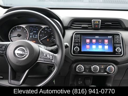 Used 2025 Nissan Versa S w/ Trunk Package image 14