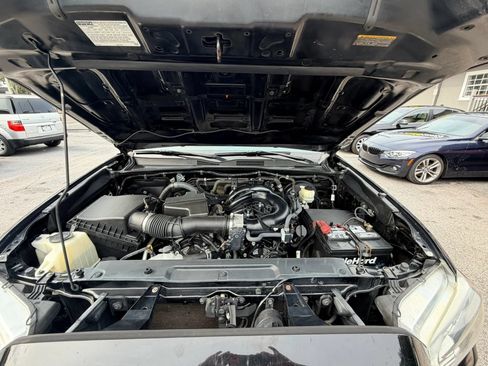 Used 2016 Toyota Tacoma TRD Sport w/ Towing Package RWD image 20