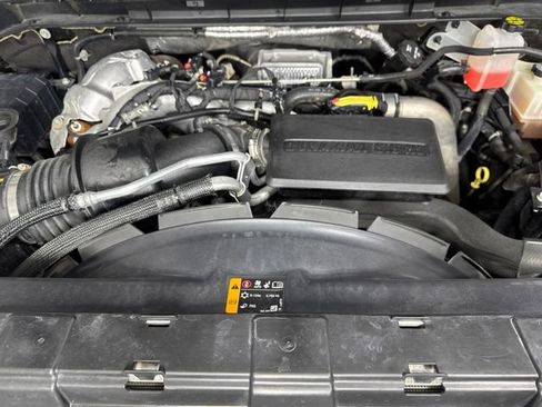 Used 2022 GMC Sierra 3500 SLE w/ Gooseneck/5TH Wheel Package AWD/4WD image 9