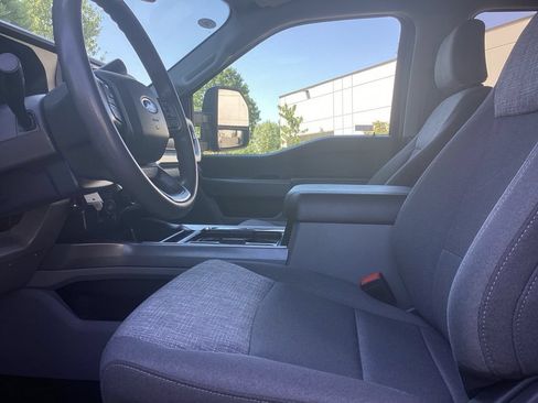 Used 2023 Ford F350 XLT w/ 360-Degree Camera Package AWD/4WD image 3