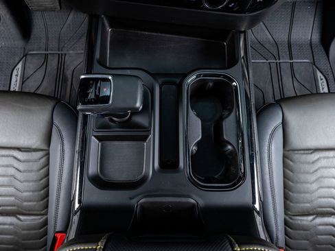 Used 2024 Chevrolet Silverado 1500 ZR2 image 28