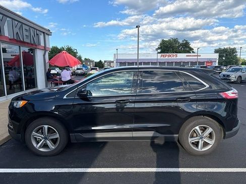Used 2019 Ford Edge SEL w/ Equipment Group 201A FWD image 3