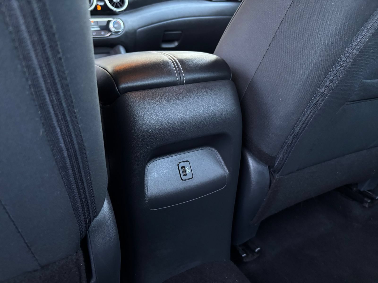 Used 2025 Nissan Sentra SV FWD image 21