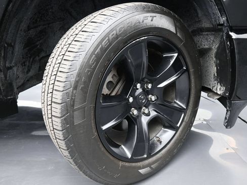 Used 2021 RAM 1500 Big Horn AWD/4WD image 38