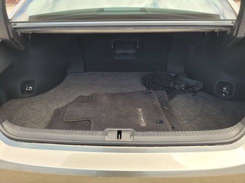 Used 2019 Lexus ES 350 w/ Accessory Package 2 FWD image 10