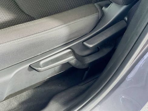Used 2022 Honda HR-V EX image 13