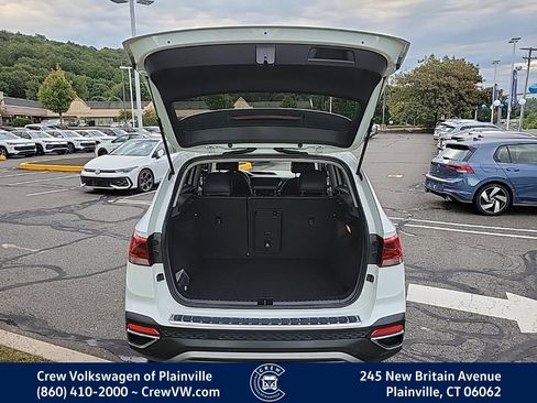 Certified 2023 Volkswagen Taos SE AWD/4WD image 52