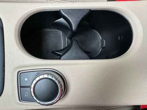 Used 2018 Mercedes-Benz GLA 250 image 23