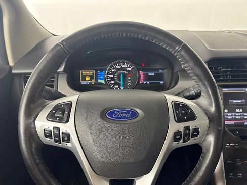 Used 2012 Ford Edge SEL FWD image 12