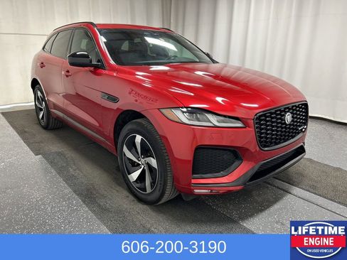 Used 2024 Jaguar F-PACE R-Dynamic S image 3