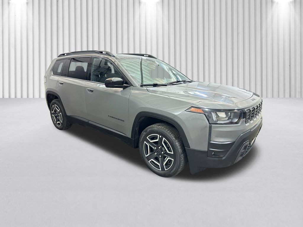 New 2026 Jeep Cherokee Laredo AWD/4WD image 2