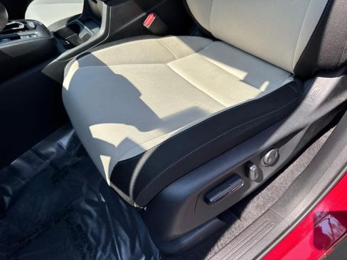 Used 2025 Honda CR-V EX image 16