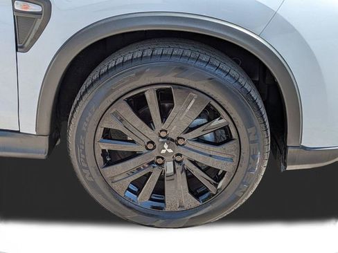 Used 2024 Mitsubishi Outlander Sport LE image 11