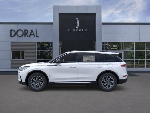New 2026 Lincoln Corsair Premiere FWD image 3
