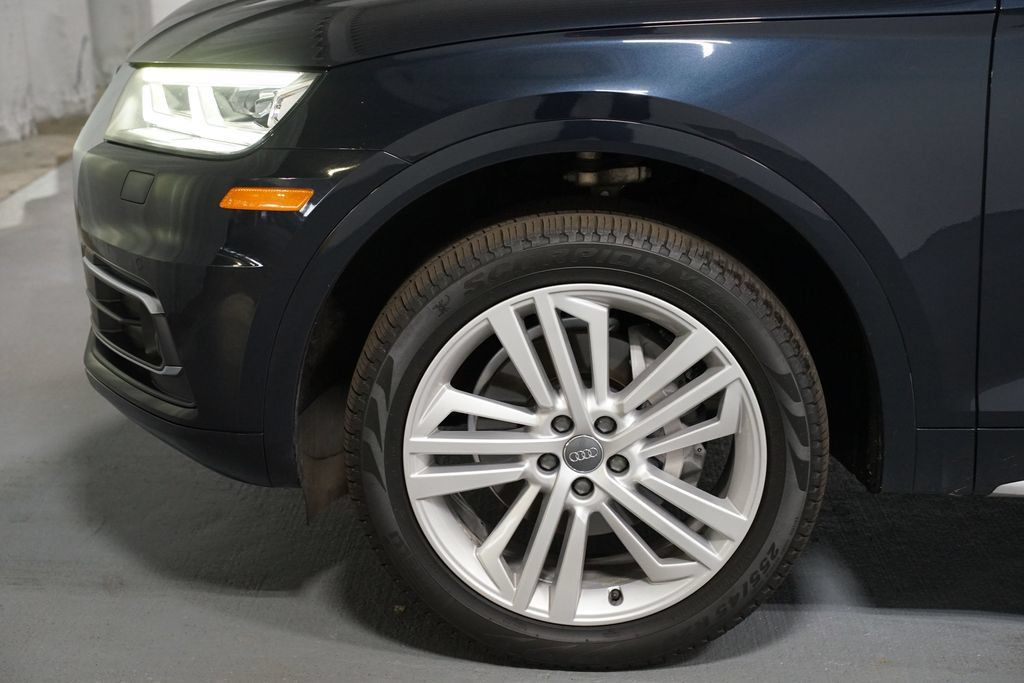 Used 2018 Audi Q5 Prestige AWD/4WD image 5