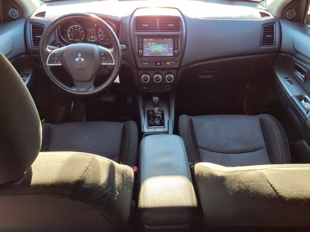 Used 2018 Mitsubishi Outlander Sport ES FWD image 8
