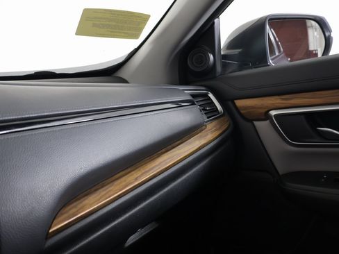 Used 2022 Honda CR-V Touring image 5