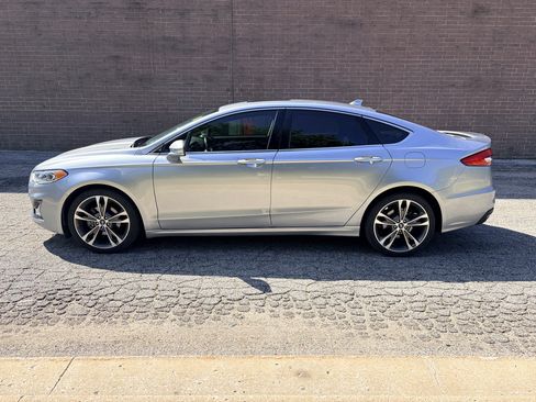Used 2020 Ford Fusion Titanium AWD/4WD image 2