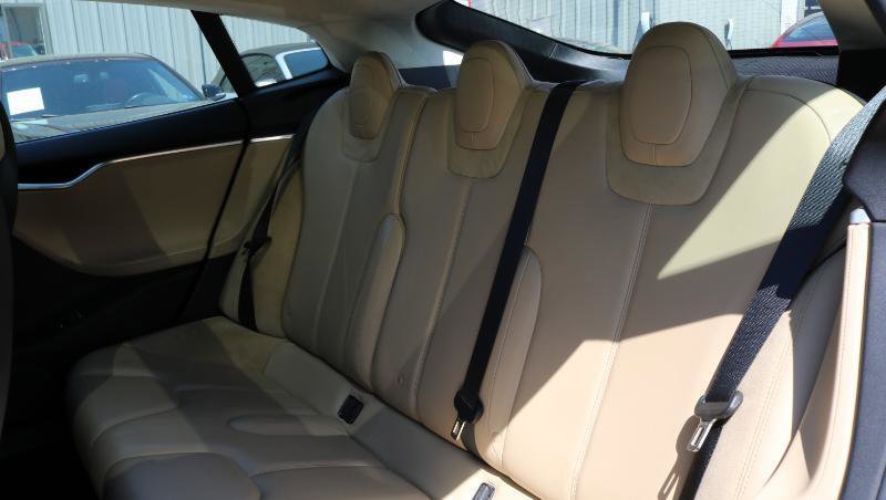 Used 2014 Tesla Model S 85 RWD image 17