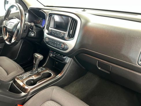 Used 2017 GMC Canyon SLE AWD/4WD image 20