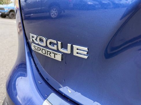 Certified 2022 Nissan Rogue Sport SL image 8