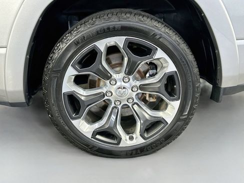 Used 2019 RAM 1500 Limited w/ Advanced Safety Group AWD/4WD image 35