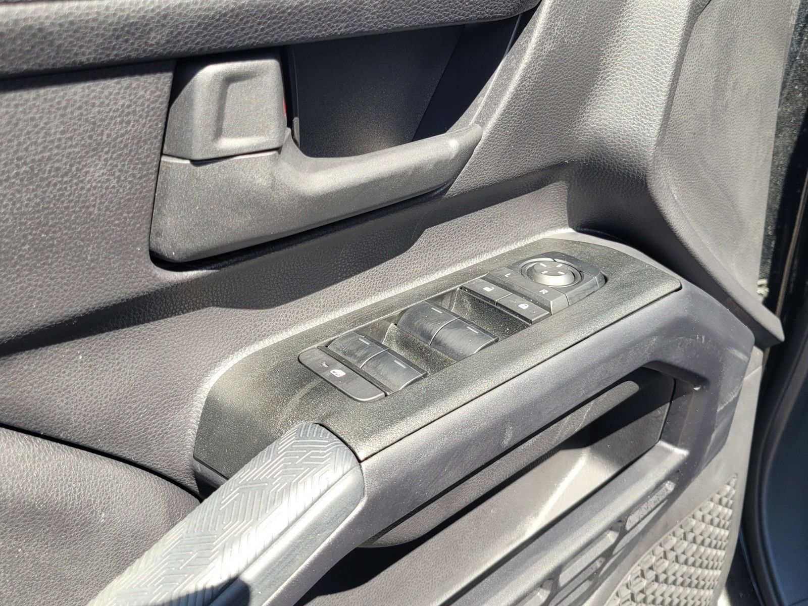 Used 2025 Toyota 4Runner TRD Sport AWD/4WD image 18