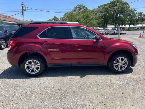 Used 2017 Chevrolet Equinox LT w/ Convenience Package FWD image 9
