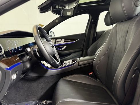 Used 2022 Mercedes-Benz E 350 4MATIC Sedan image 16