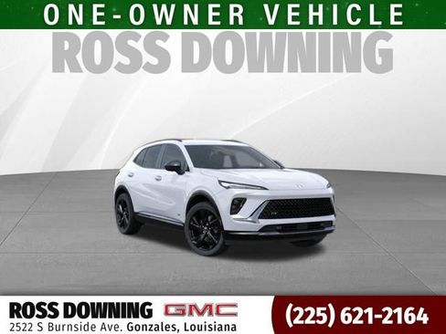 Used 2025 Buick Envision Sport Touring AWD/4WD image 1