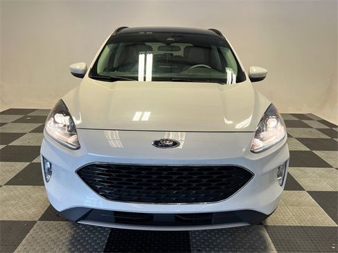 Used 2022 Ford Escape SEL w/ Technology Package image 2