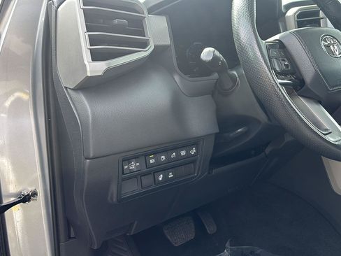 Used 2022 Toyota Tundra Limited AWD/4WD image 28