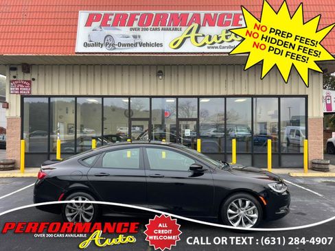 Used 2016 Chrysler 200 S w/ Navigation & Sound Group I image 2