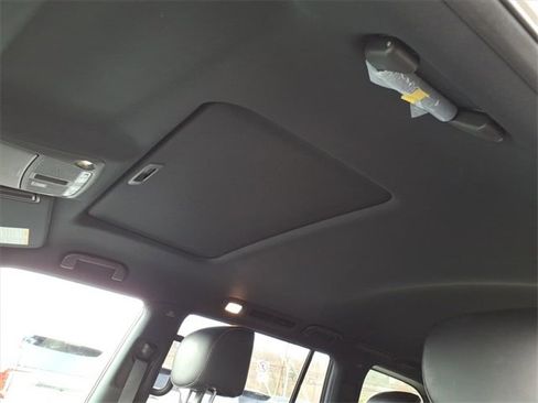 Used 2021 INFINITI QX80 Sensory w/ All-Season Package image 15