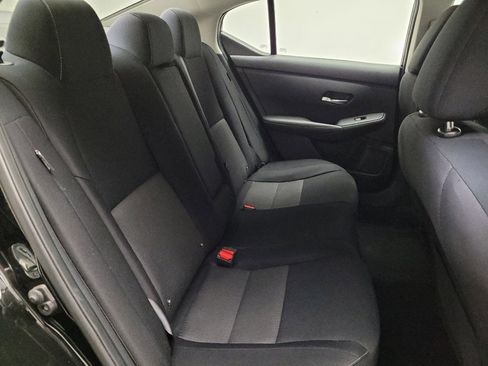 Used 2021 Nissan Sentra SV FWD image 19