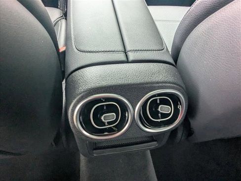 Certified 2026 Mercedes-Benz GLC 300 image 17