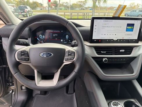 New 2026 Ford Explorer Active w/ Active Comfort Package image 20