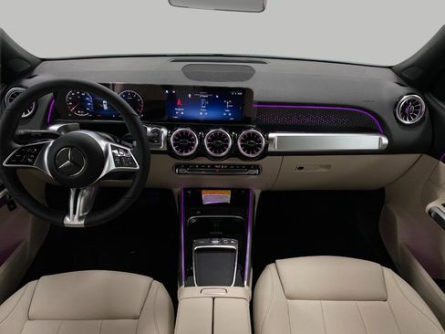New 2026 Mercedes-Benz GLB 250 4MATIC image 21