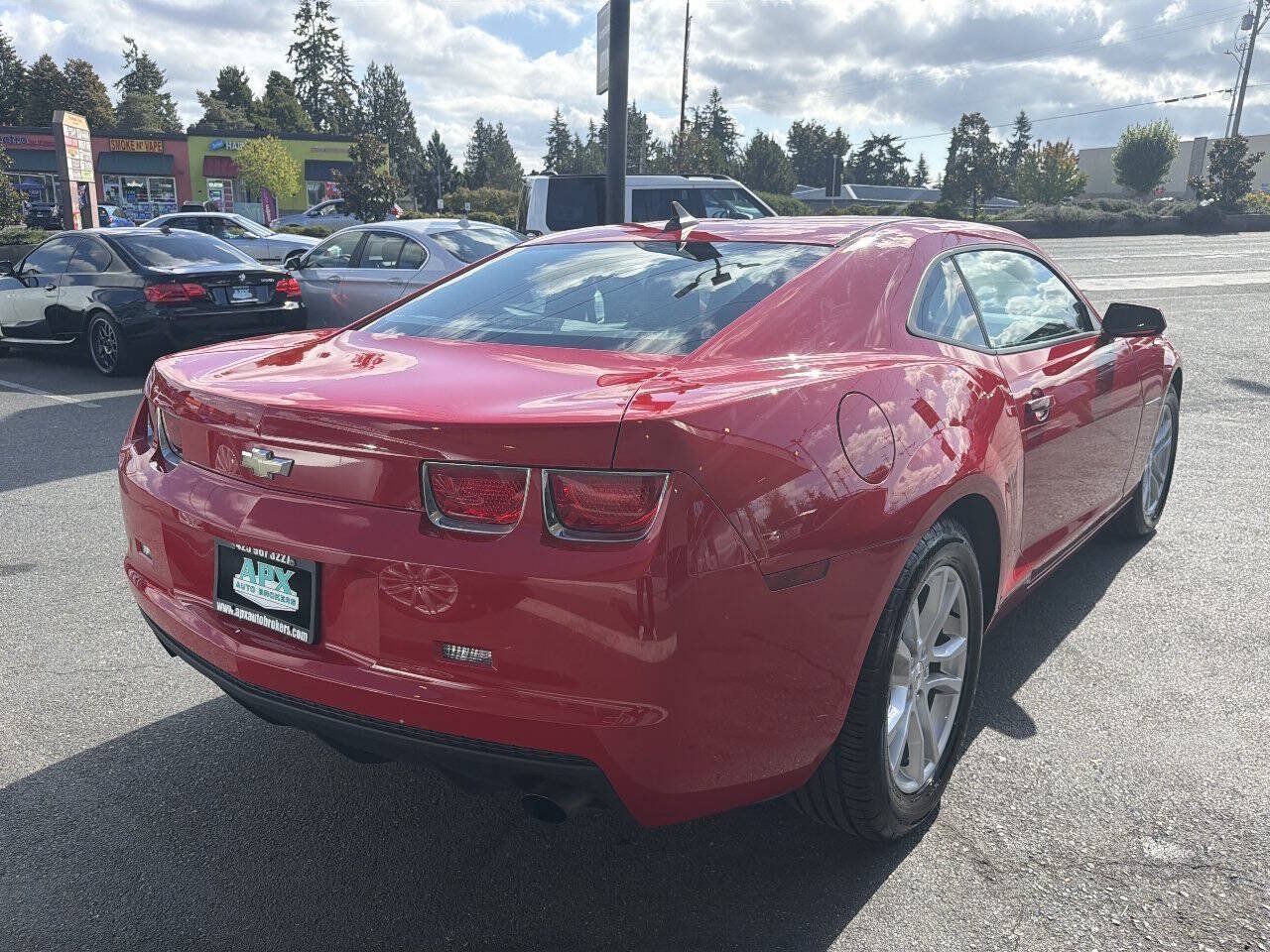 Used 2011 Chevrolet Camaro LS RWD image 6