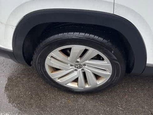 Certified 2021 Volkswagen Atlas SEL image 5