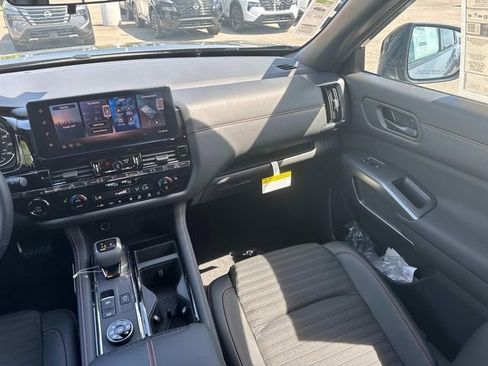 New 2026 Nissan Pathfinder Rock Creek AWD/4WD image 20